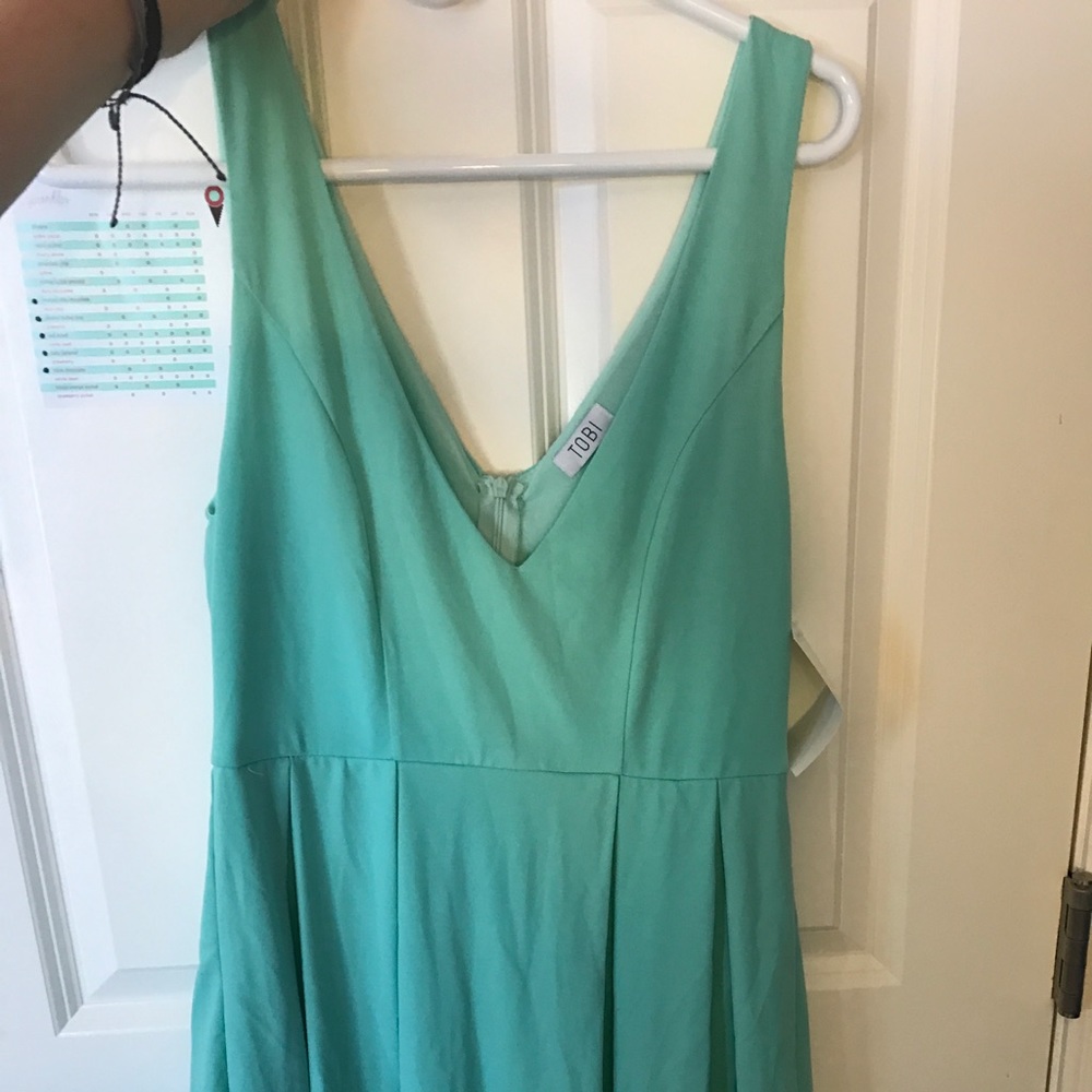 Tobi green deep v dress