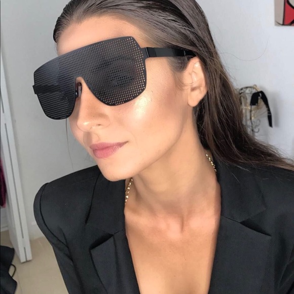 ⚡️Sale⚡️Gold Metal Front Panel Sunglasses - Picture 4 of 4