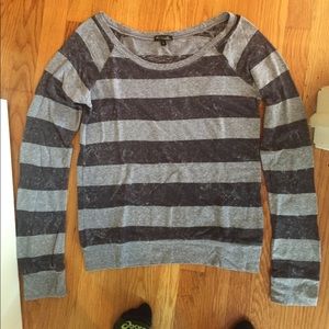 Off-the-Shoulder Long Sleeve Shirt