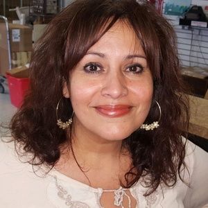 Meet your Posher, Ana