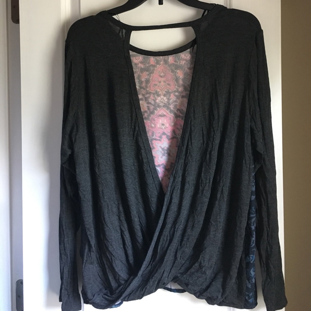 Multi Print Top - Picture 2 of 2