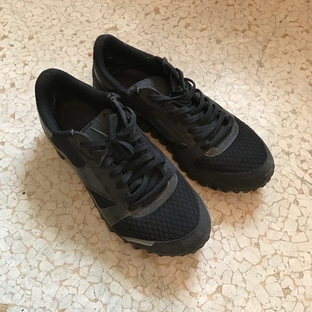 Black Reebok Running Sneakers