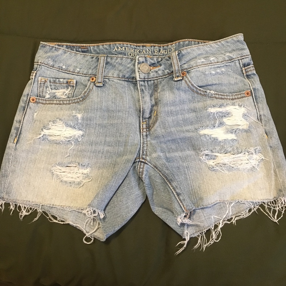 American Eagle Ripped Jean Midi shorts