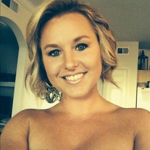 Meet your Posher, Maygen