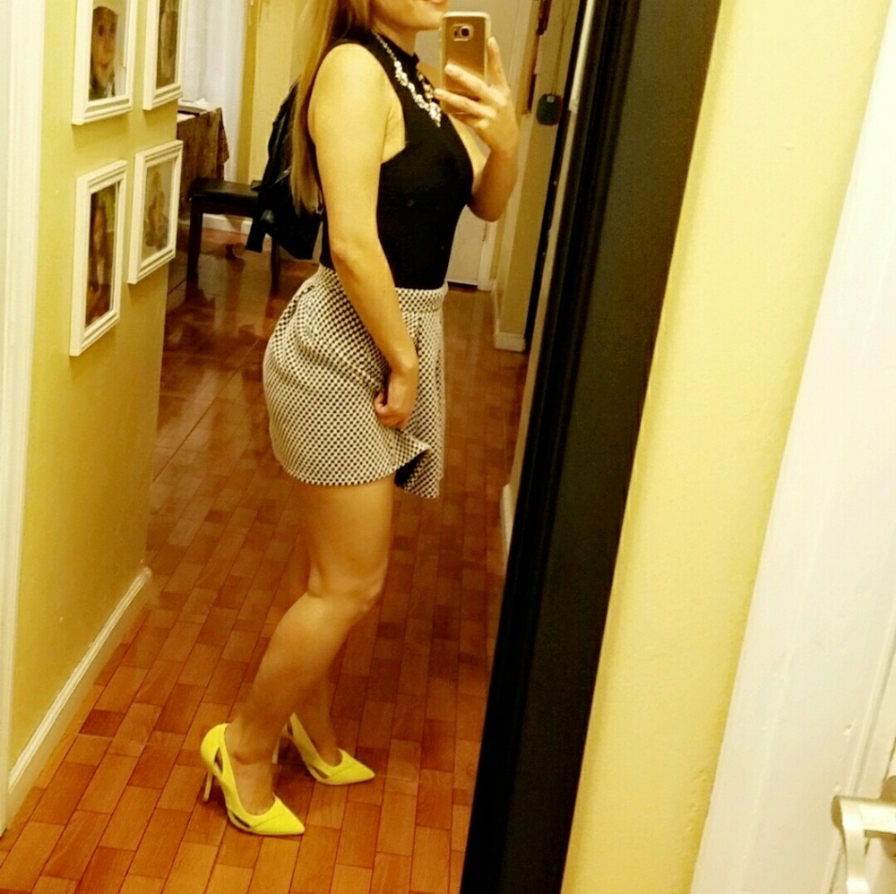 Skirt - Picture 1 of 3