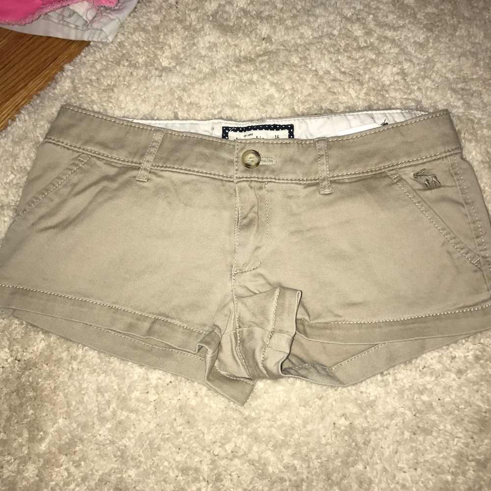 Tan super soft shorts