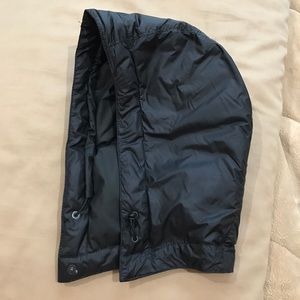 North face hoodie attachment
