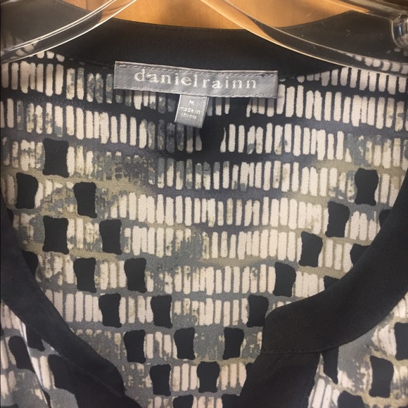 Daniel Rainn blouse - Picture 2 of 6