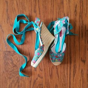 Betseyville floral wedges