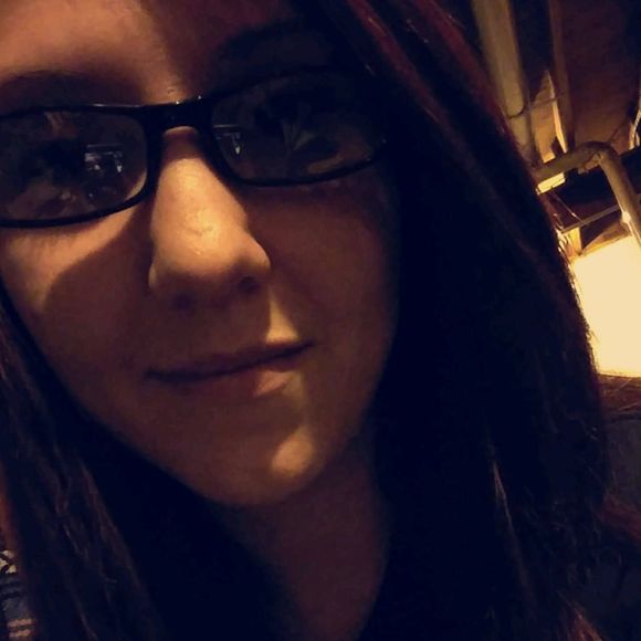 Meet your Posher, Becca - Picture 1 of 1