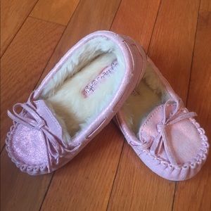 Baby/ toddler lot size 7 shoes