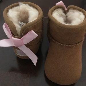 Baby ugg
