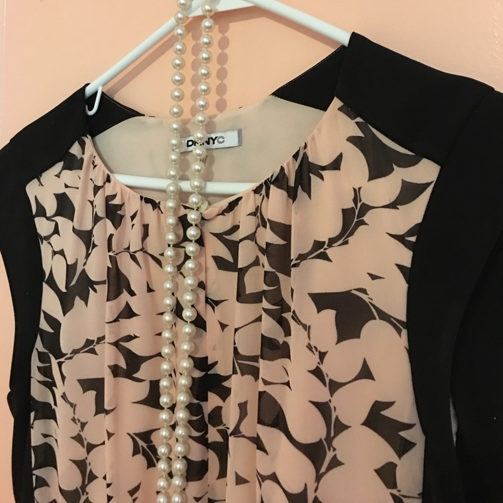 Dress - Picture 3 of 3