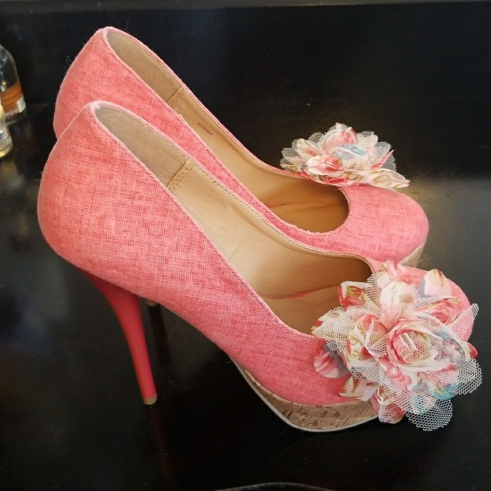 Coral platform pumps
