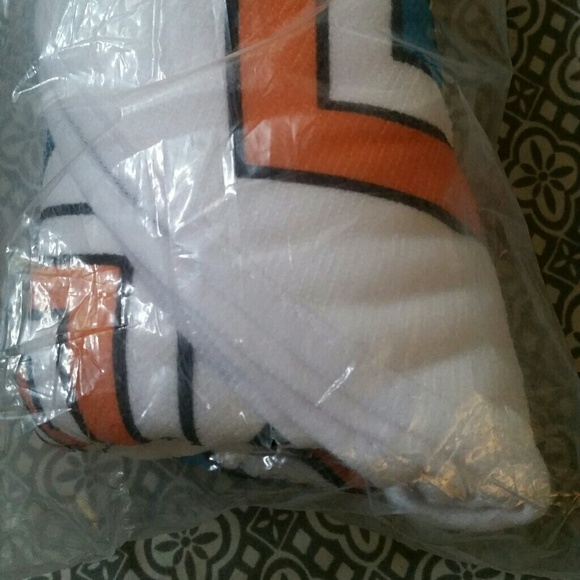 SOLD OUT -NO TASSELS! Mandala Round Beach Towel - Picture 7 of 8