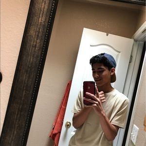 Meet your Posher, Adan