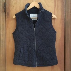 American Eagle Navy Blue Quilted Zip Puffer Vest