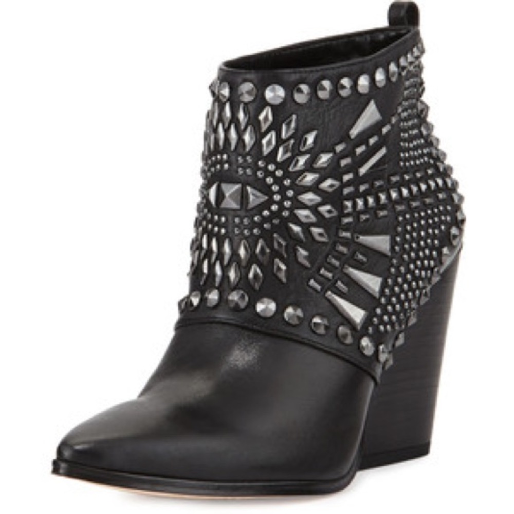 BCBG MAX AZRIA CREED STUDDED ANCKLE BOOTIE