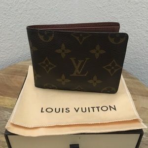 Louis Vuitton Men's Wallet Louis Vuitton Men's Wallet