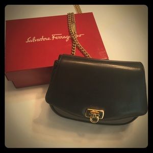 Salvatore Ferragamo, Purse