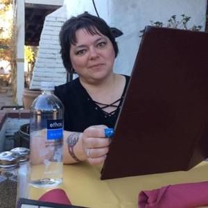 Meet your Posher, April