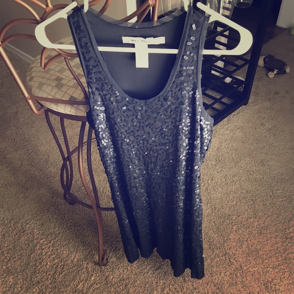 Max studio navy blue sequin dress
