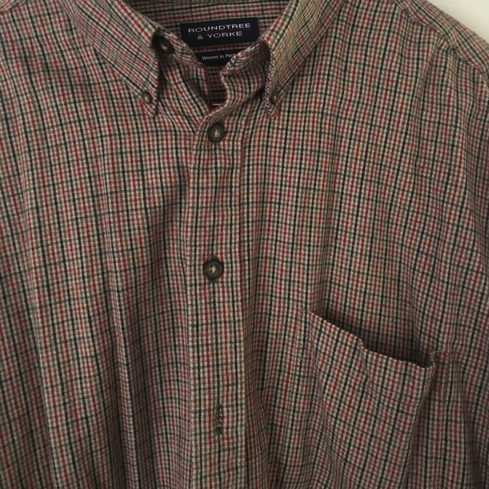 Roundtree & Yorke button up shirt XL