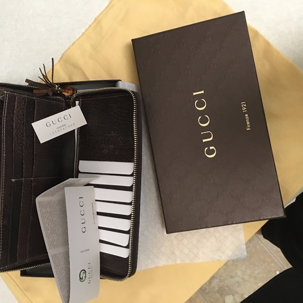 100% Authentic Gucci Wallet