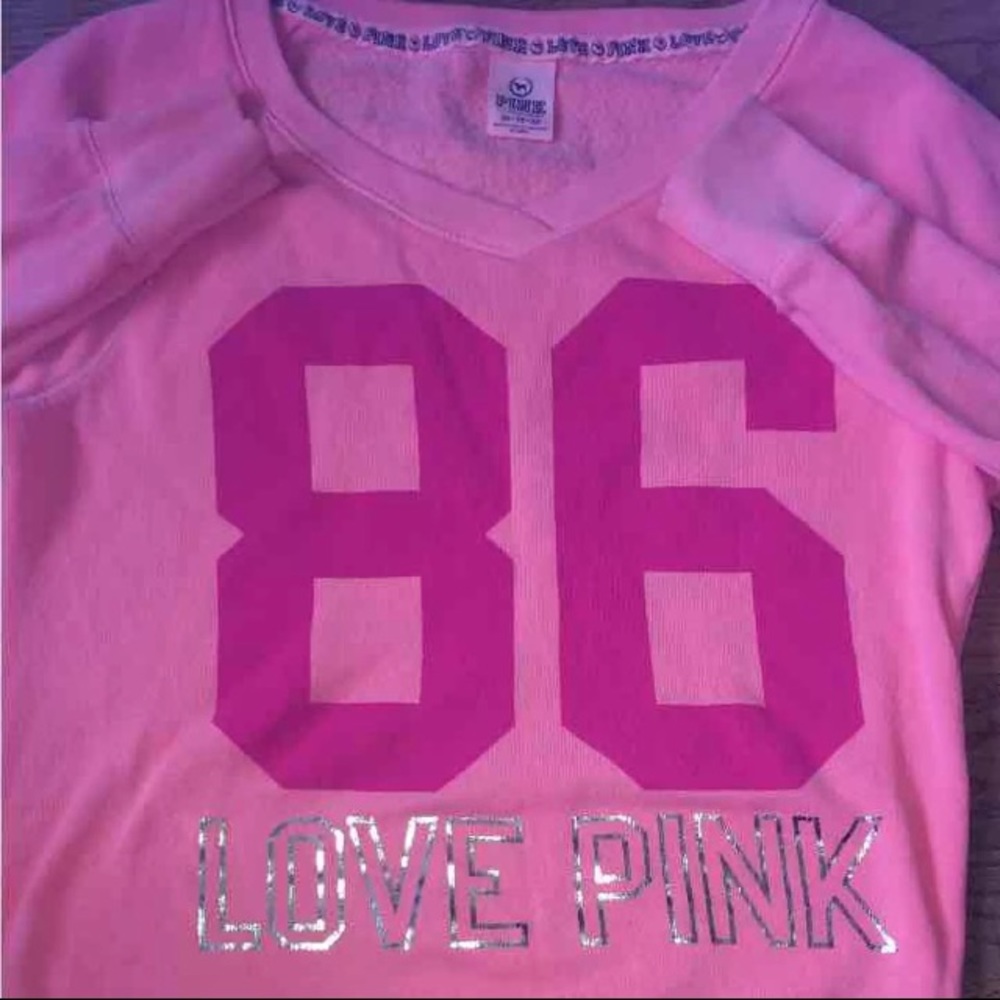 NWOT VS Pink pull over V neck sweater