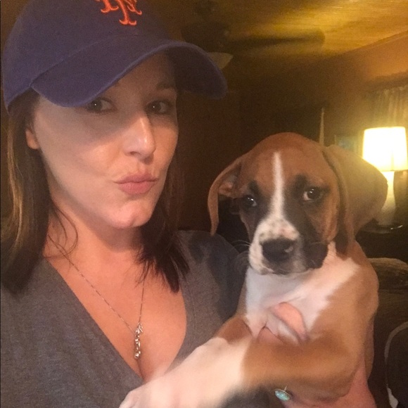 Meet Your Posher 🙋🏻🐶💏🖤⚜️ - Picture 2 of 3