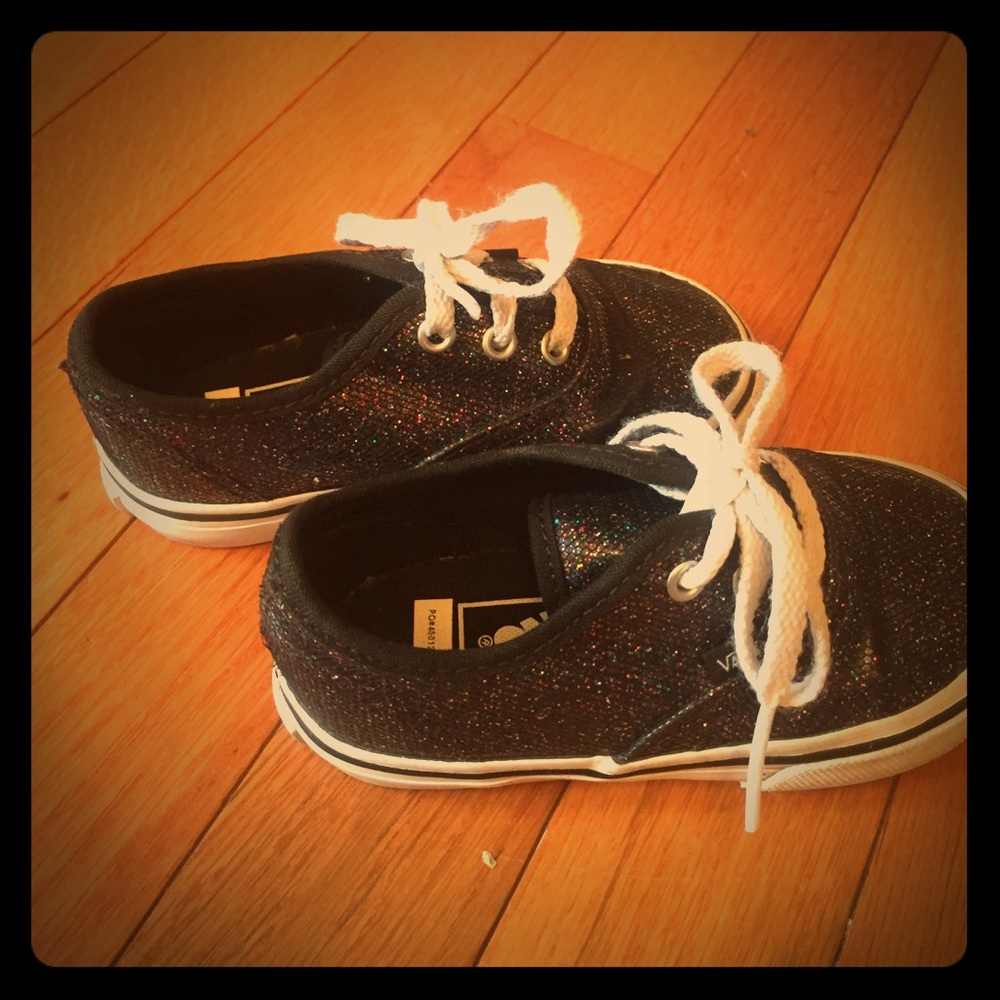 Toddler Vans black sparkle tennis shoe
