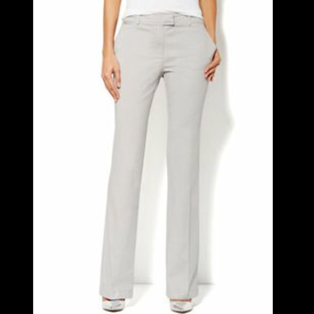 NY&Co size 10 NWT curvy bootcut gray