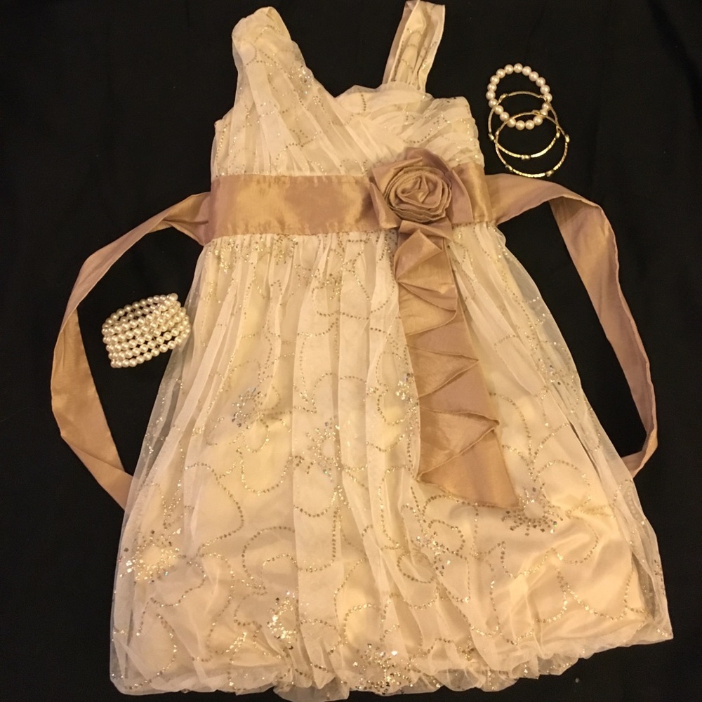 🎀👗Couture Girls Dress 👗🎀 pics don't do justice