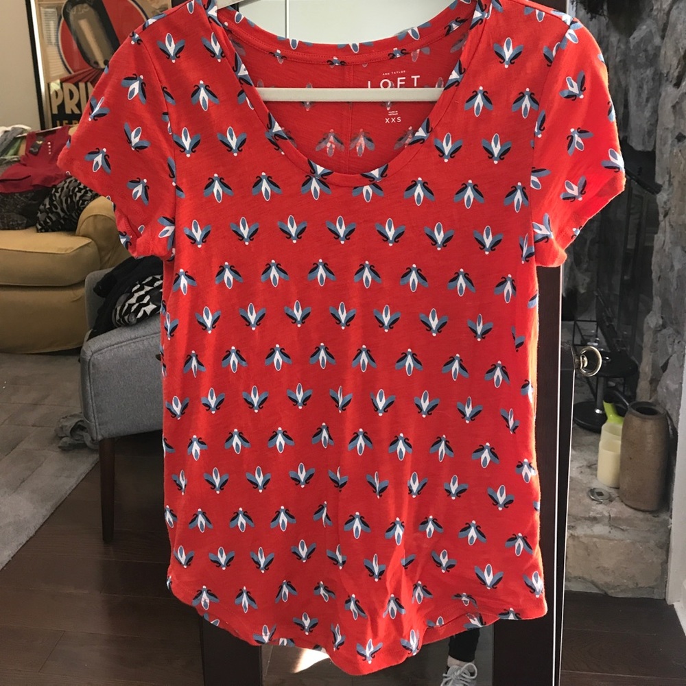 🔴 LOFT Vintage Soft Red and Graphic Print Tee
