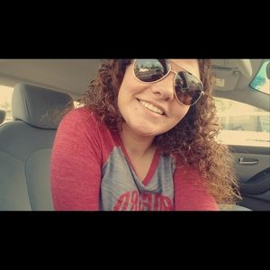 Meet your Posher, Tabitha