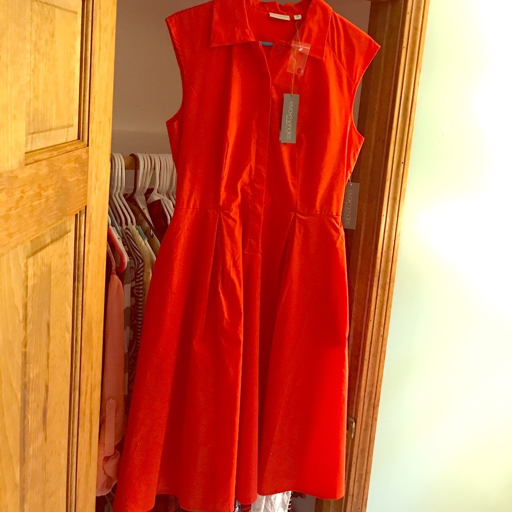 Dress- M