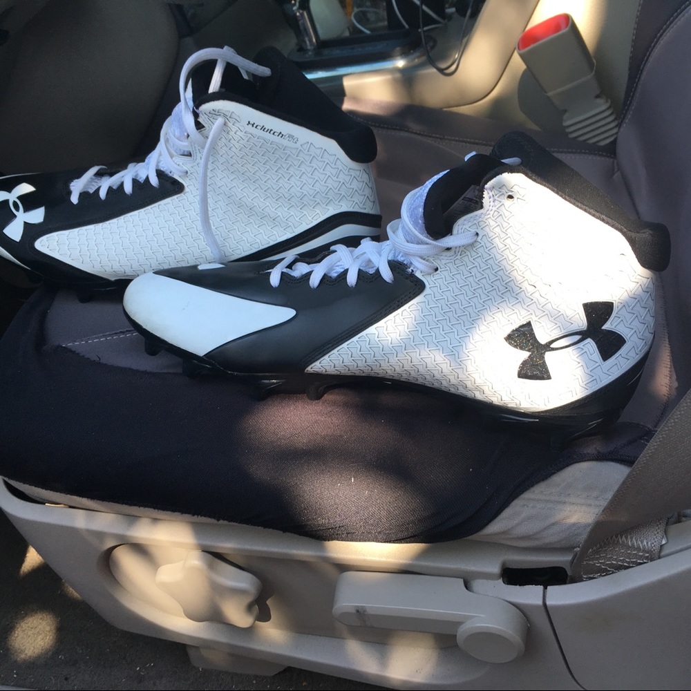 Under Armour Nitro mid cleats