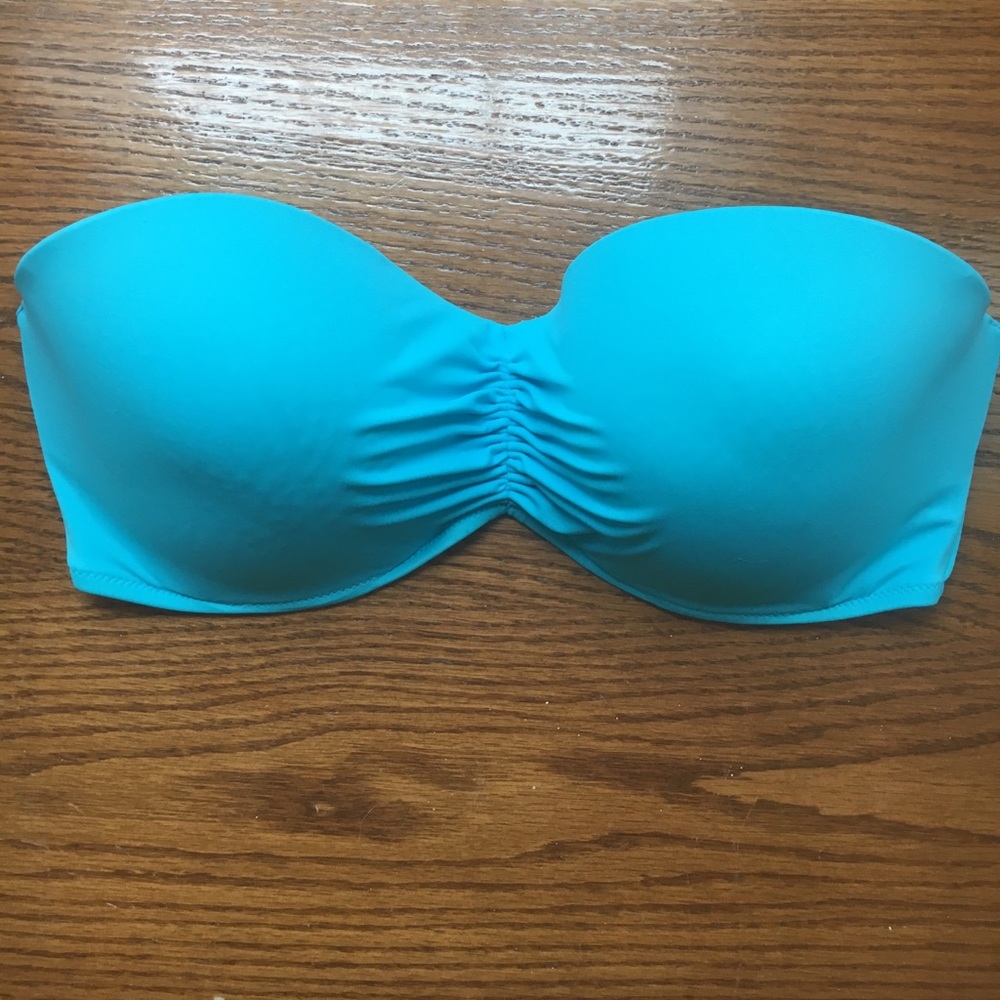 Victoria's Secret strapless 38DD bathing suit top