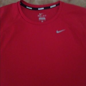 New with out tags Man's Dri Fit Nike shirt