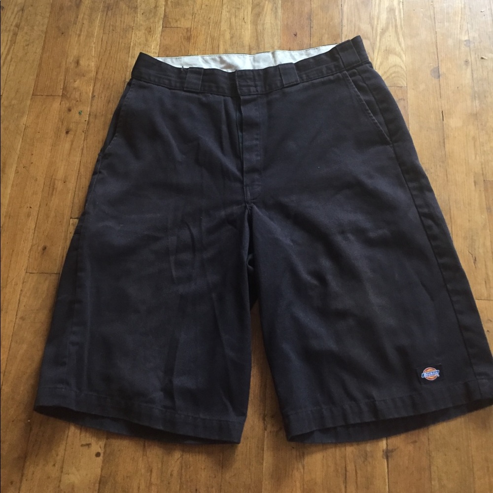 Used size 34 Dickies black shorts