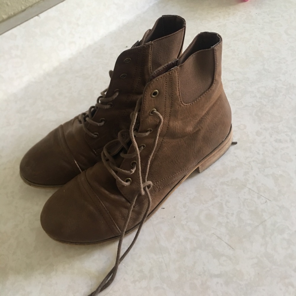 Cute booties!