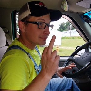 Meet your Posher, Kyle