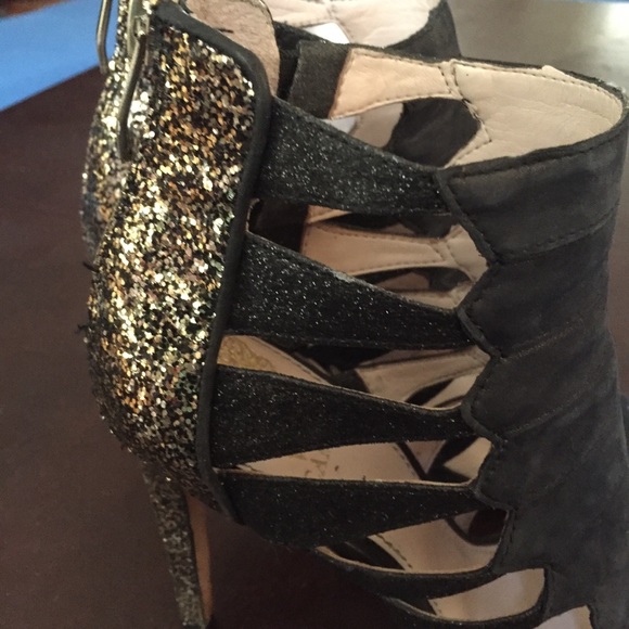 Vince Camuto Lanai Black Glitter Heels - Picture 5 of 8