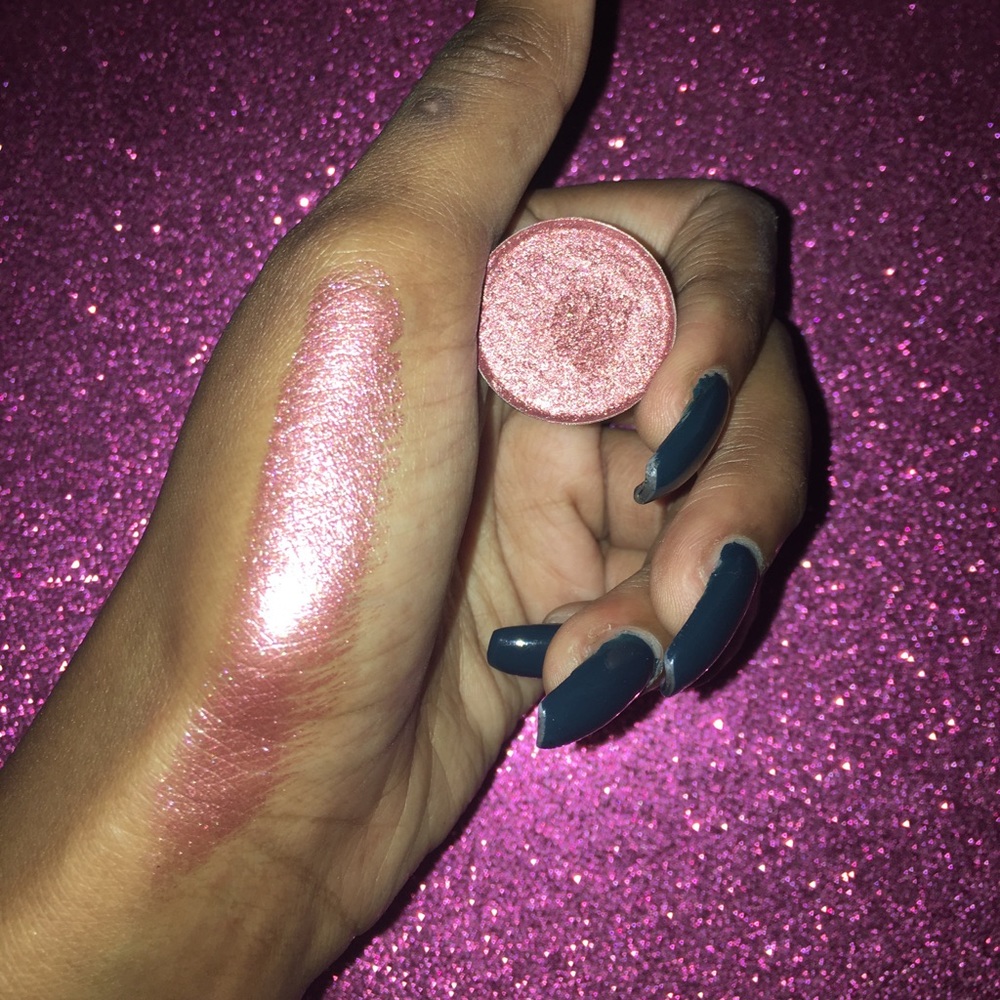 Eyeshadow bundle 🍊💕 - Picture 2 of 3
