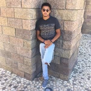 Meet your Posher, Tariqq