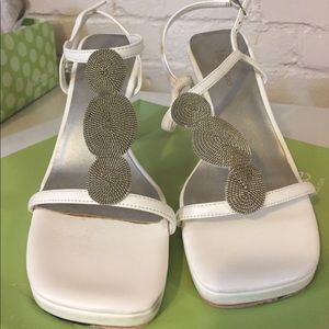 Madeline Stuart Gwen Sandals Size 6M