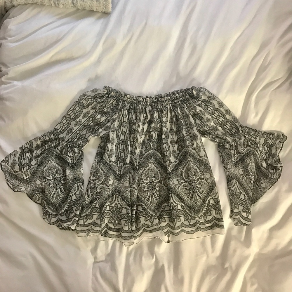 Black and white off the shoulder flowy top