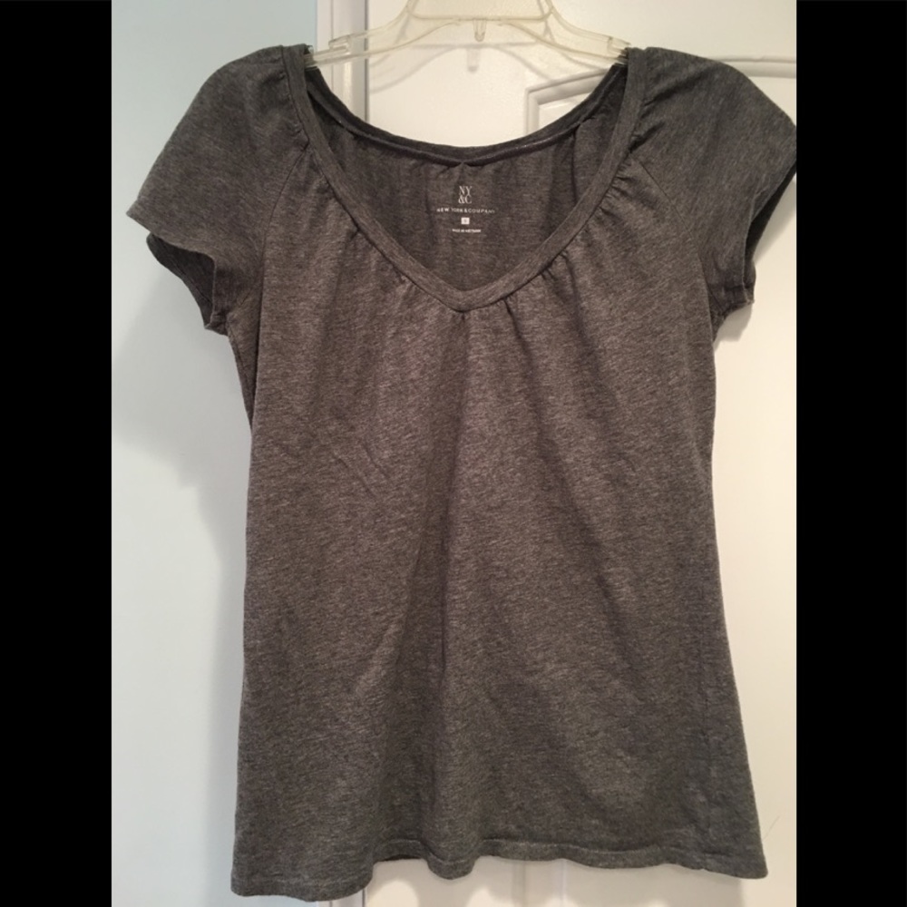 New York and Company tee