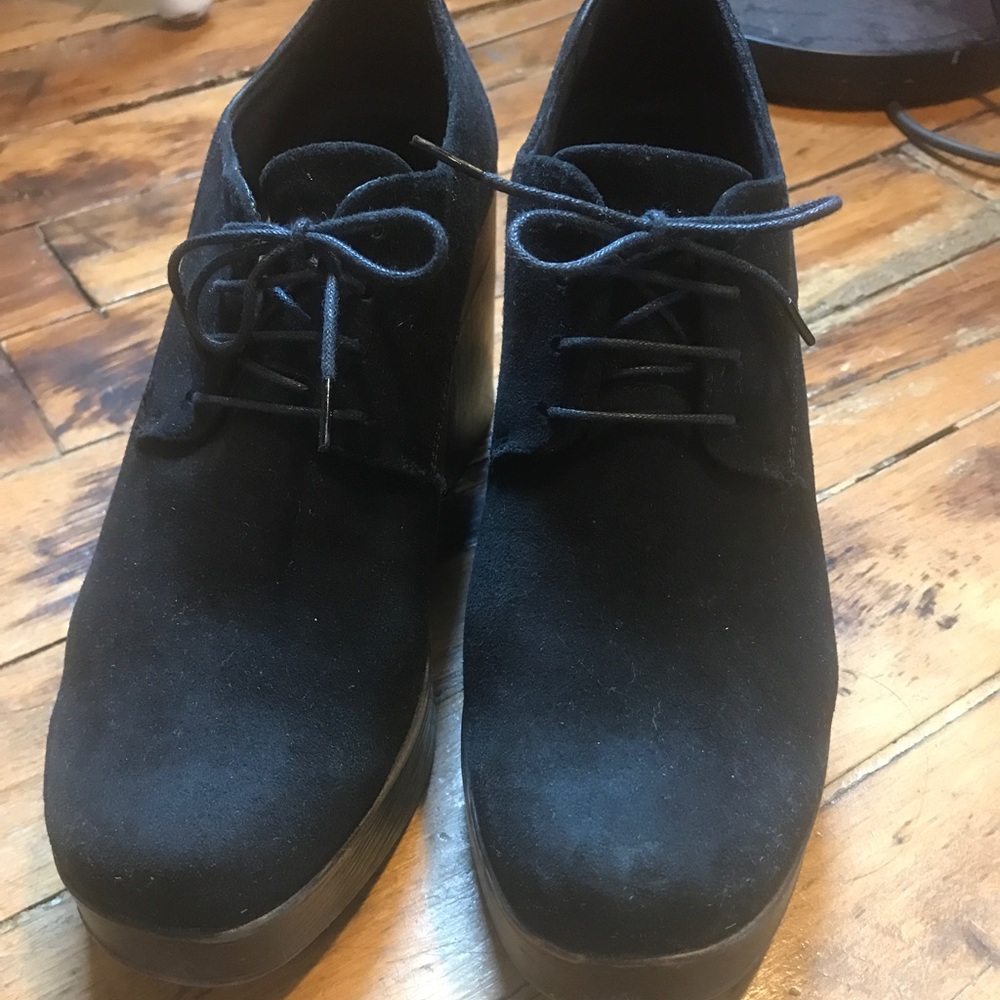 Vagabond Marva Suede black platform shoe