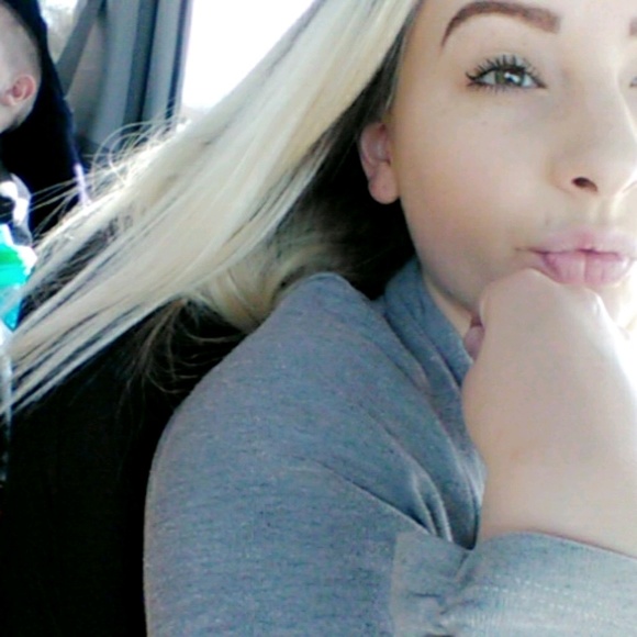 Meet your Posher, Dawn - Picture 1 of 1